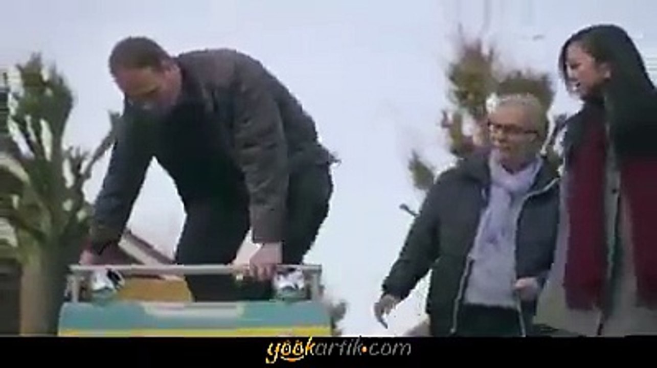 Lunapark ev. Evde trenle eğlenceli bir yolculuk