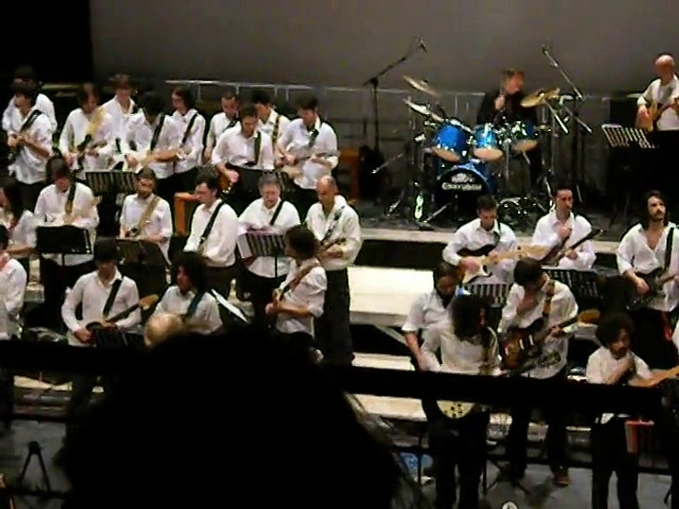 Francesco Zanella Live at Auditorium Parco della Musica playsRhys Chatham's "A Secret Rose" pt.2