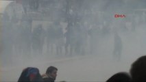 Kosova Başbakanlık Binası Önünde Gösteriye Müdahale