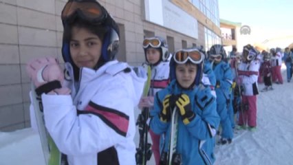 Öğrencilere Karne Hediyesi: "Kayak Eğitimi"