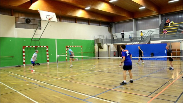 Tennis-Ballon. Pont-de-Vaux. Janvier 2015.