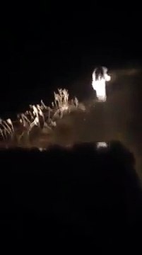 very Denger Scene plz Dont See weak Hert People