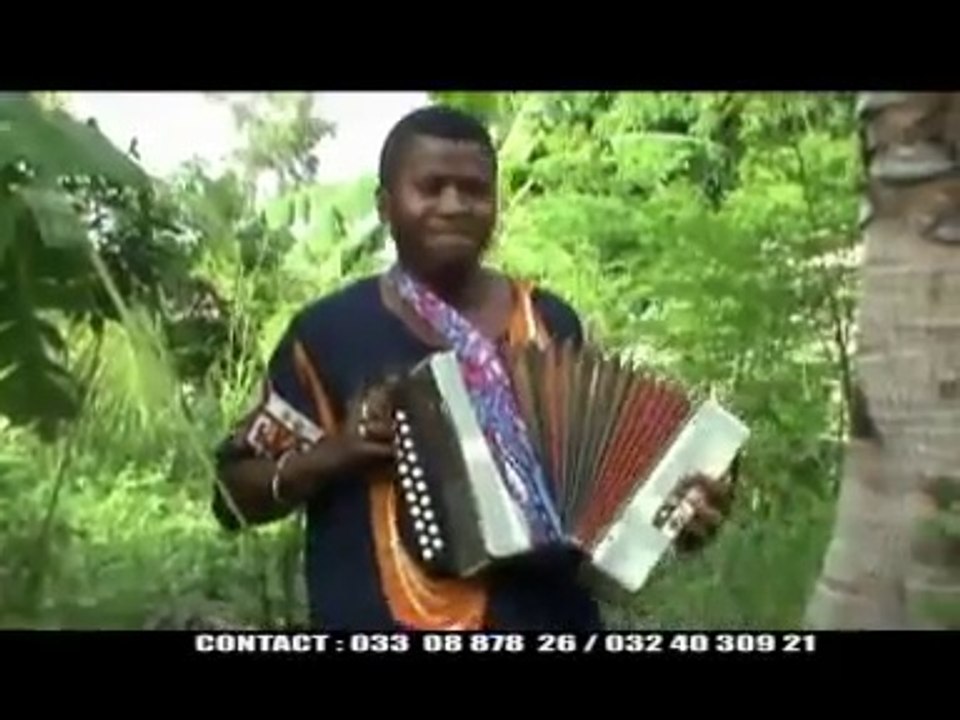 GROUPE SATRAGNA MAROJOBY  -  Amia joro  (gasy - malagasy)