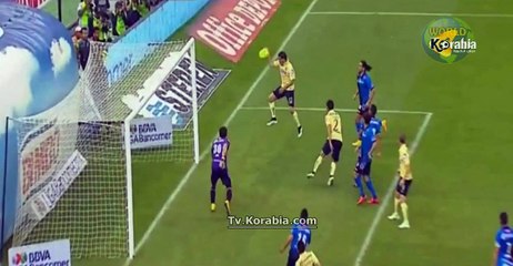 لاعب يحرز هدف علي طريقة ميسي و مارادونا و لكن