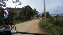 25 km, Trilha de Mtb, Btt, Taubaté, SP, Brasil, área rural, urbana, terreno pedregoso, nas montanhas do Vale do Paraíba, com os amigos, bikers de Taubaté, Marcelo Ambrogi, parte 41