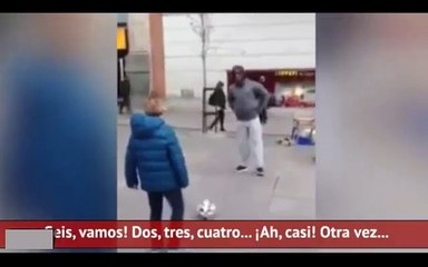 Cristiano Ronaldo dresses up as a homeless and show his skills in Madrid 201