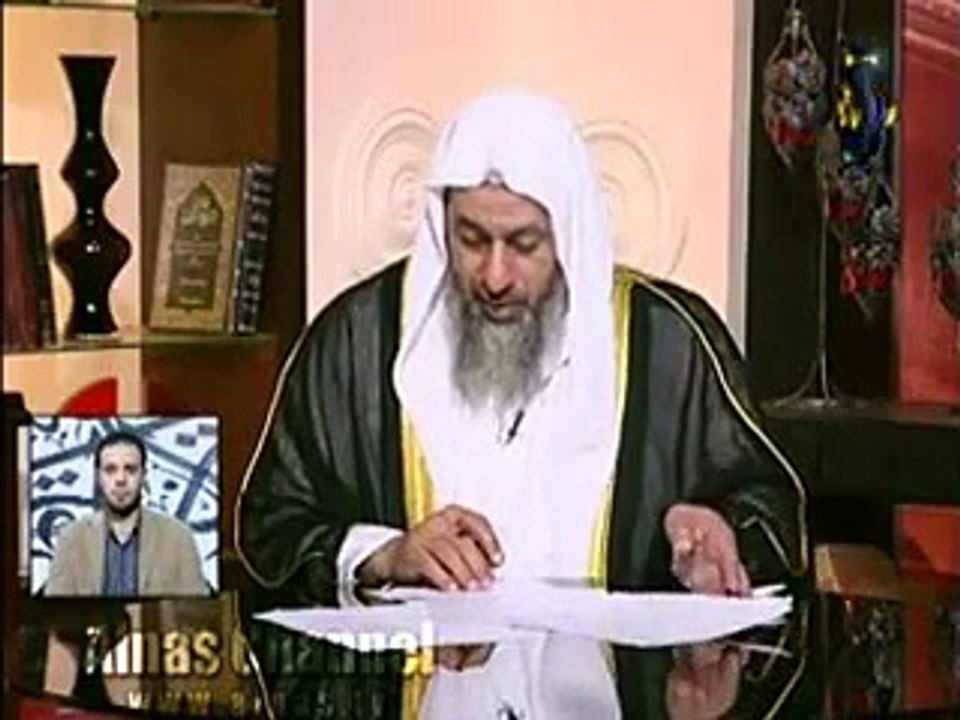 هل يجب النقاب على المرأة الغير جميلة ؟