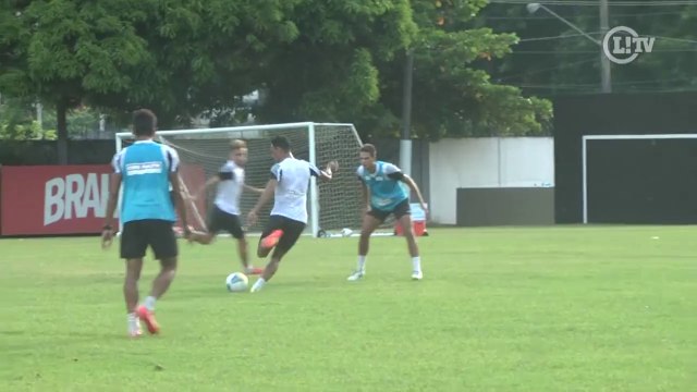 Ricardo Oliveira e Lucas Lima mostram entrosamento em golaço