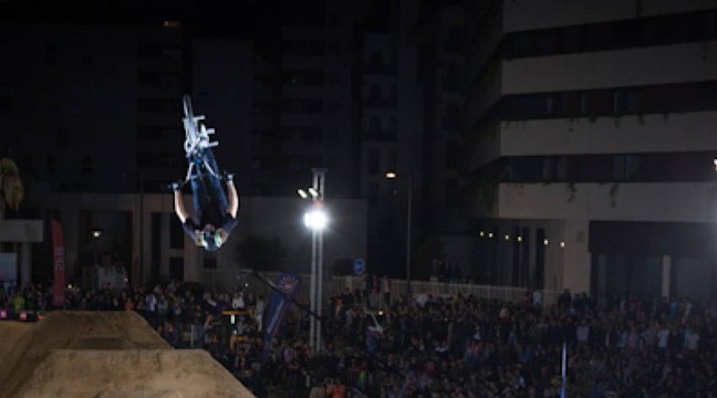Brett Banasiewicz remporte la finale BMX Dirt Pro du Fise