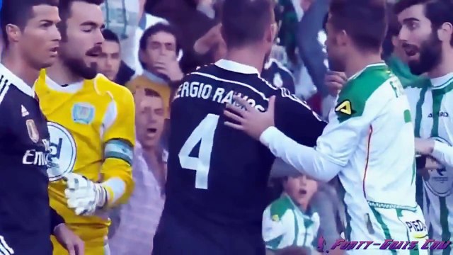 Cristiano Ronaldo gets a red card for hitting a Cordoba player