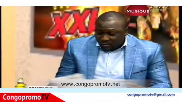 Apocaly atalaku ya Koffi olomide aye na danse ya sika[ taille basse] oyo ekolongola ya mado