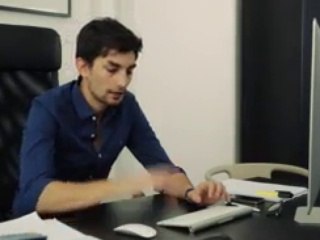 Ce qui n'arrivera jamais à la photocopieuse - La vie rêvée des hommes - Épisode 2 - Vidéo Dailymotion