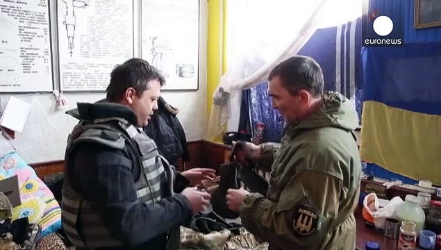 Separatistas pró-russos preparam cerco a exército ucraniano