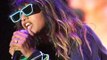 Hollywood Scandals - M.I.A's Middle Finger Gesture Sparks Controversy