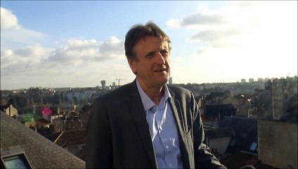 Message de Jean-François Macaire. "Qui es-tu?"