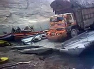Dunya News-Truck drowning at Attabad Lake