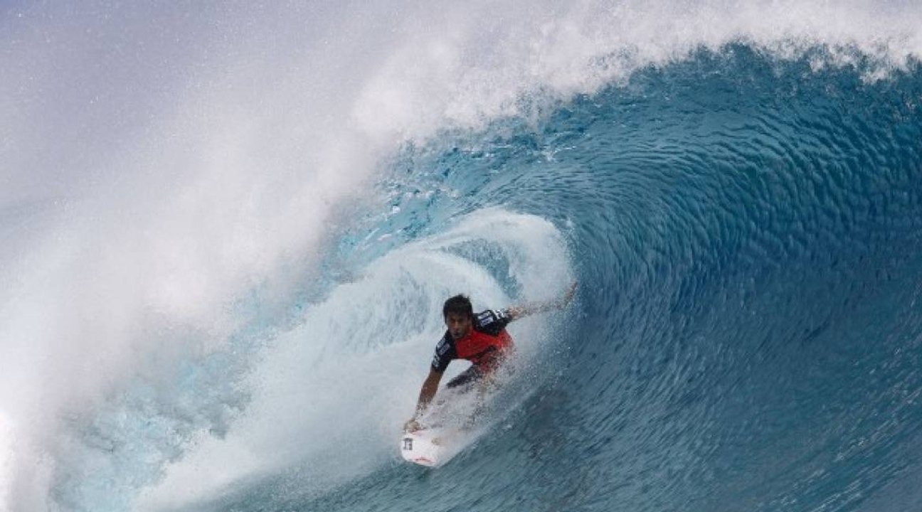 Kelly Slater déjà éliminé du Billabong Pro Tahiti