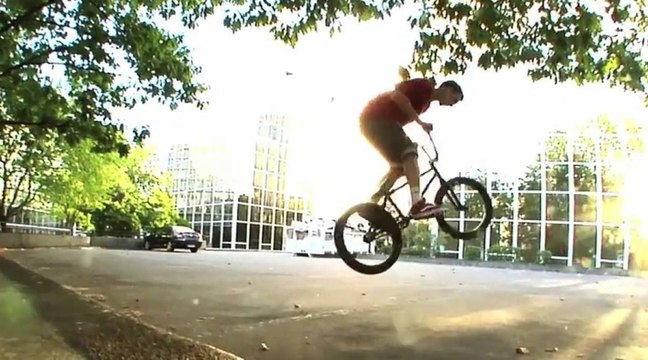 Nicolas Badet sort une pure vidéo pour Vans