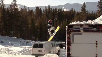 Nouvel épisode de la série Volcom IP2 avec Dylan Alito