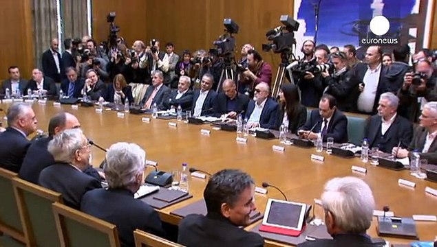 Povertà, Ad Atene prima riunione del nuovo governo greco. Tsipras promette: Lotta alla povertà