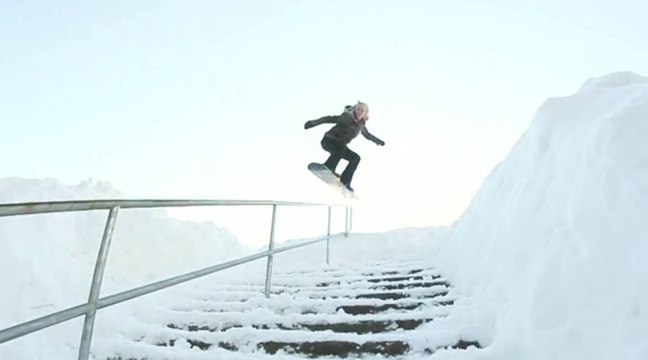 Snowboard urbain avec Joanie Robichaud et Danyale Patterson
