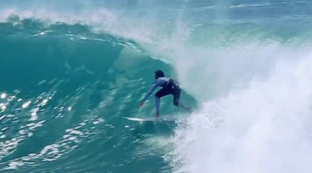 Here, there, everywhere : une année de surf pui...