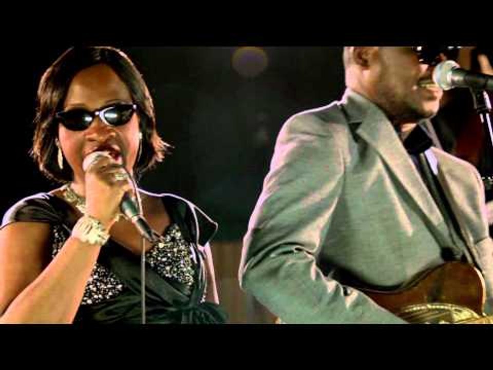 Amadou & Mariam - "Oh Amadou" Live session at Studio Ferber