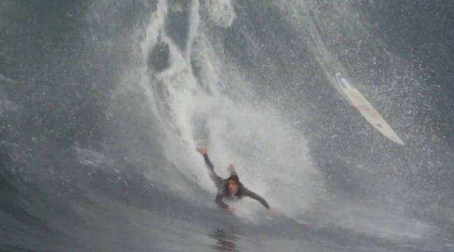 Billabong XXL Big Wave Awards 2013 : le wipeout de Brett Burcher