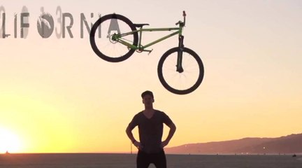 La dernière vidéo de Sam Pilgrim en Californie