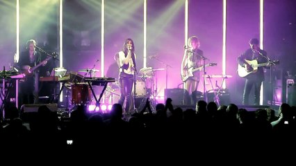 Charlotte Gainsbourg - The Songs That We Sing (Live)