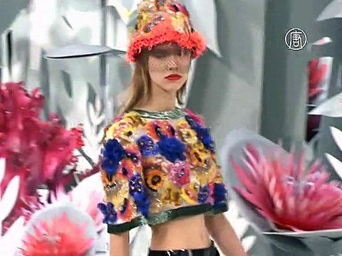 Неделя моды в Париже: фантазийный сад Chanel