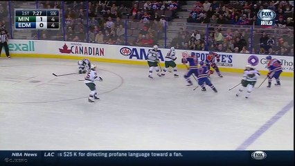 NHL - Zach Parise ramasse sa dent...