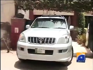 Khawaja Saad Rafique Telling The Media About His Love Marriage