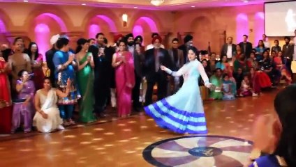 BEAUTIFUL Girl AWESOME Dance Apne Sajan k Pas Chali Re(FULL HD)