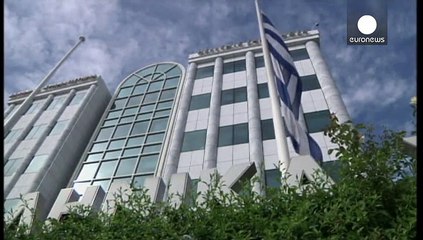 Скачать видео: Governo Tsipras: stop alle privatizzazioni. Borsa di Atene ancora in rosso