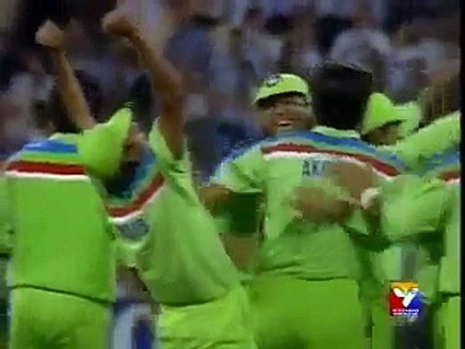 1992 Cricket World Cup Final Pakistan v England Part 2