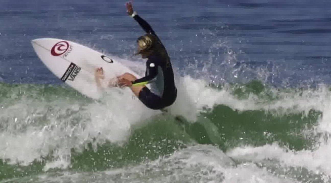 Grosses vagues, compétition et musique avec Pauline Ado, Justine Dupont et Lee Ann Curren