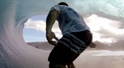 Kalani Chapman vous emmène dans le barrel de Teahupoo