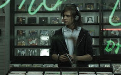 Feriado - Erste Liebe Trailer (deutsche UT)