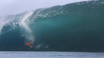 Session folle à Teahupoo vue du chenal