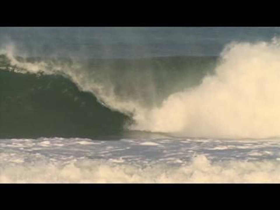 Taylor Knox sur les vagues françaises
