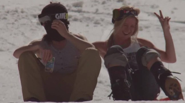 Burton presents [Snowboarding], l’édit 100% féminin