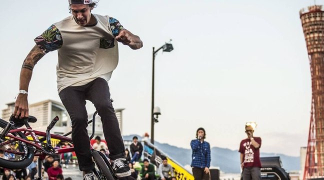 Matthias Dandois, sacré vice champion du monde de BMX Flat à Kobe