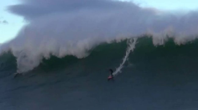 Belharra : la vague de Shane Dorian vue de face