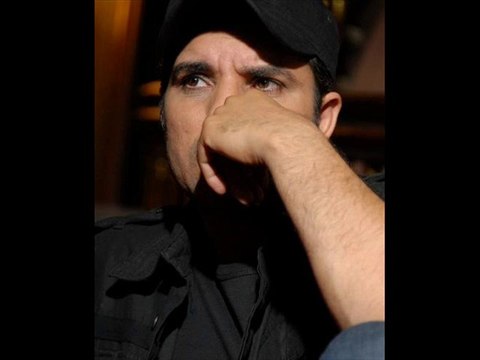 Rafet El Roman - Bir Damla Sevgi