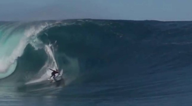 Billabong XXL Awards 2014 : l'énorme wipe out de Kerby Brown en Australie