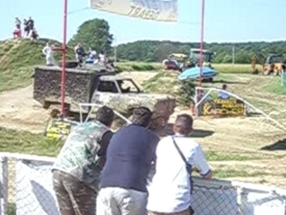 Course dans la boue 179