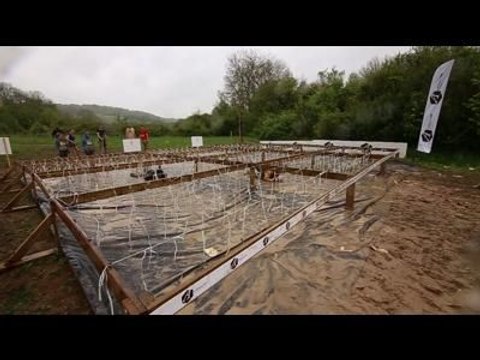Adrénaline Shots : passage de l'obstacle de The Mud Day Paris du 8 mai 2014 de 14h00 à 14h14