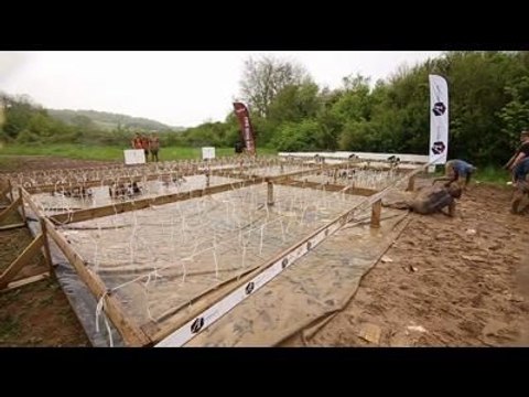 Adrénaline Shots : passage de l'obstacle de The Mud Day Paris du 8 mai 2014 de 15h15 à 15h29