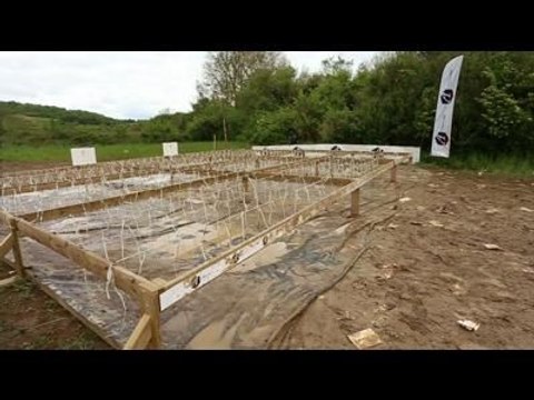Adrénaline Shots : passage de l'obstacle de The Mud Day Paris du 11 mai 2014 de 11h à 11h15